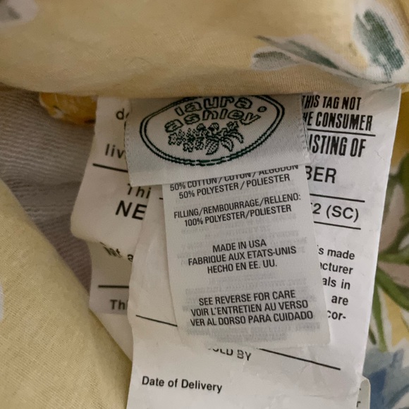 2 Laura Ashley 20 x 26 Floral Print Pillow Covers - Picture 5 of 5